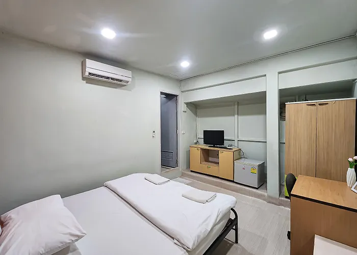 Hotel Freesia Saladaeng Silom