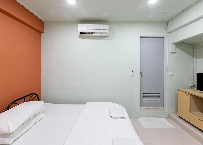 Hotel Freesia Saladaeng Silom